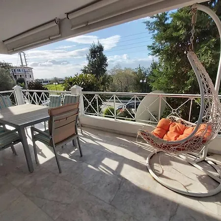 Apartamento Luxury Beachfront 3 Bedroom In Kavouri Beach, Atenas